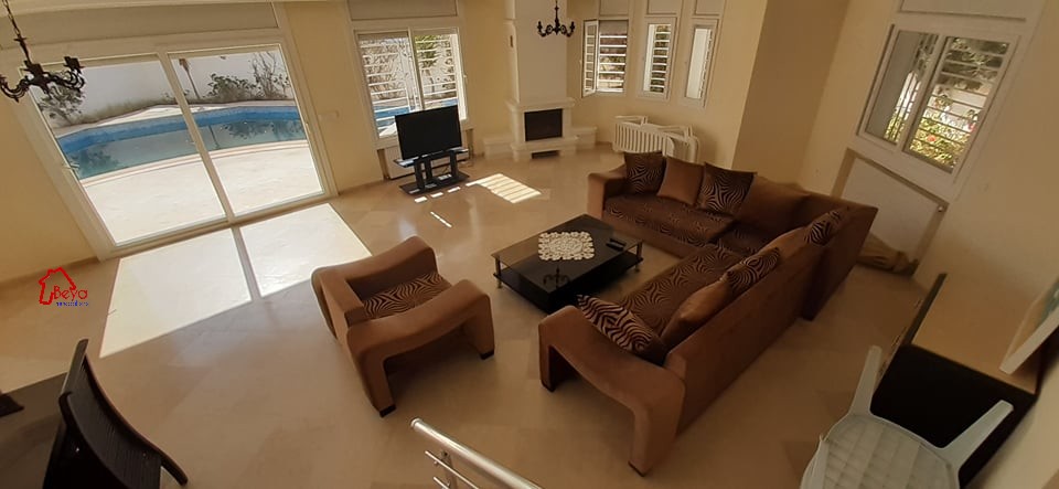 Deux villas avec piscine vvf153