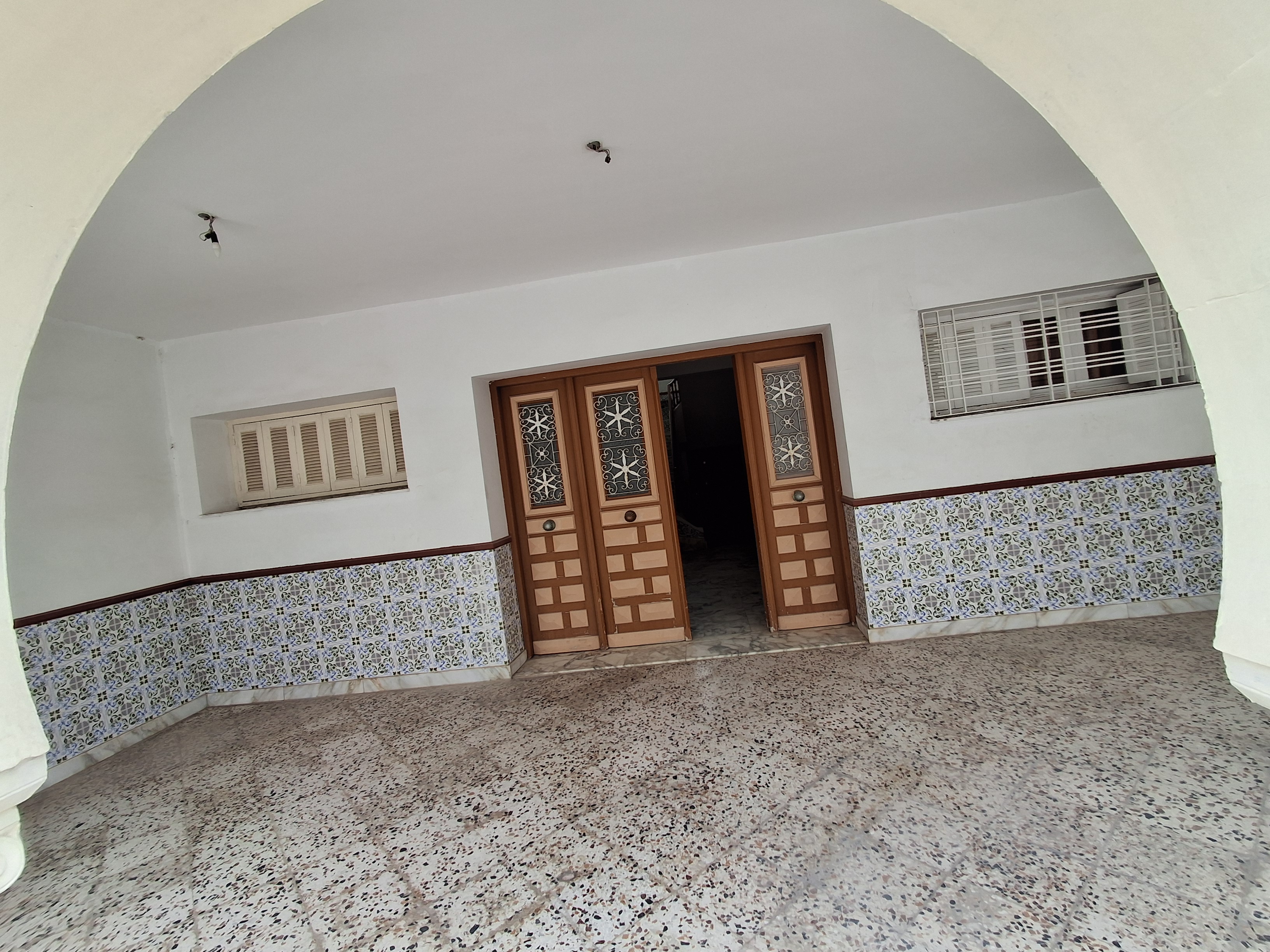 Riadh andalos ariana etage de villa
