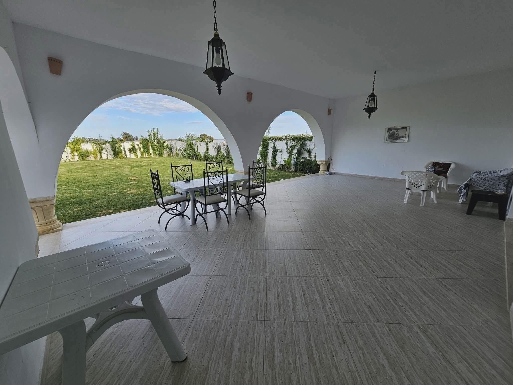 Villa 700 md kalaat andalous