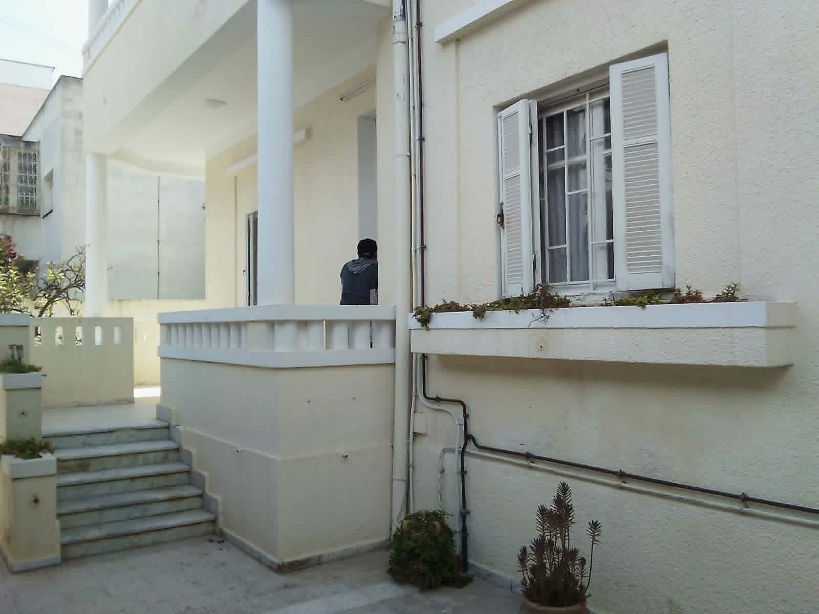 Rdc d une villa au kram est