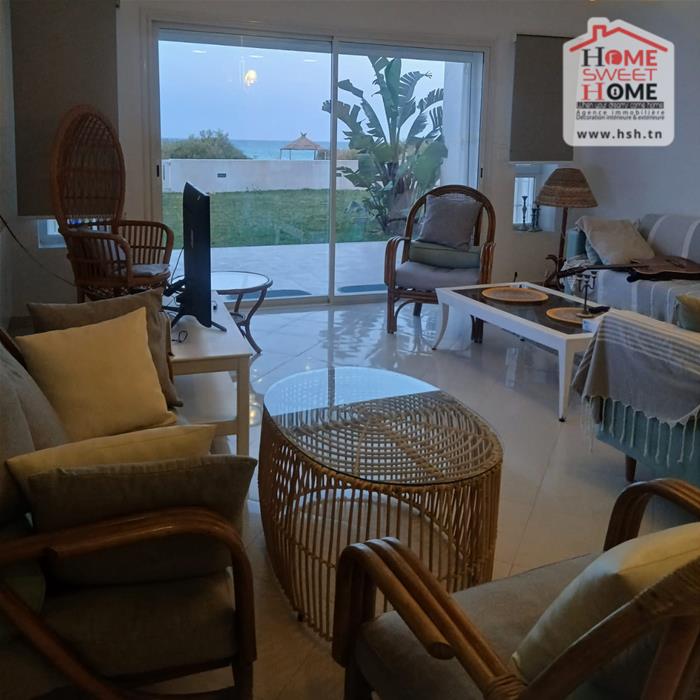 Villa marelya à plage ezzahra hammam ghezèze