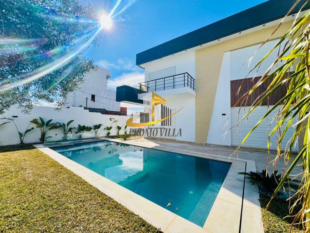 Une belle villa nouvellement construite