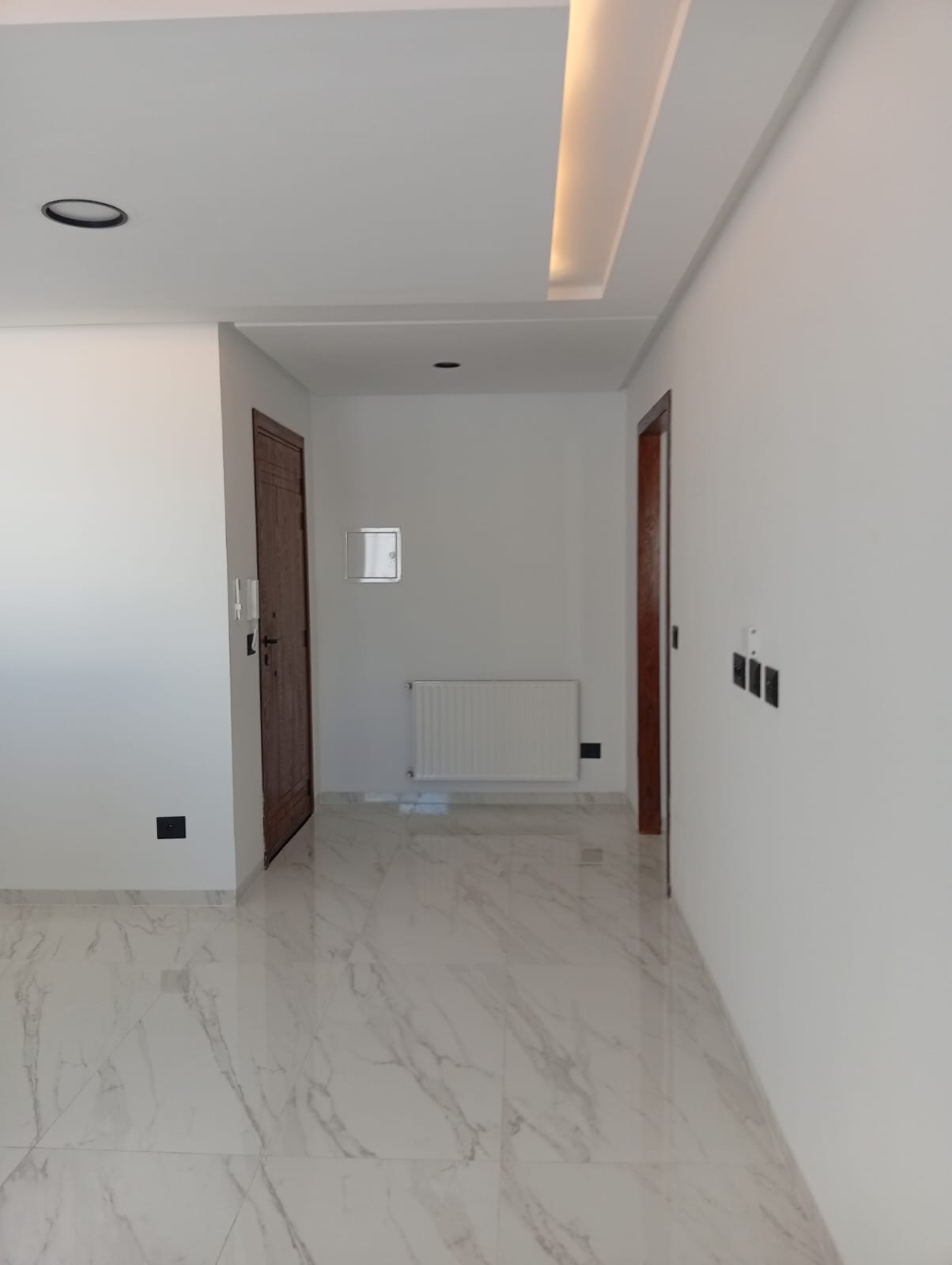 Un appartement s1 à l aouina cité wahat