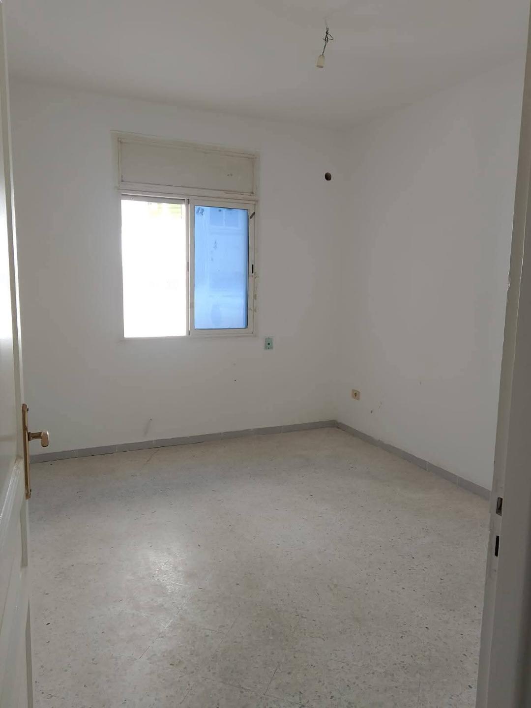 Appartement au mourouj 4 en face terminus métro