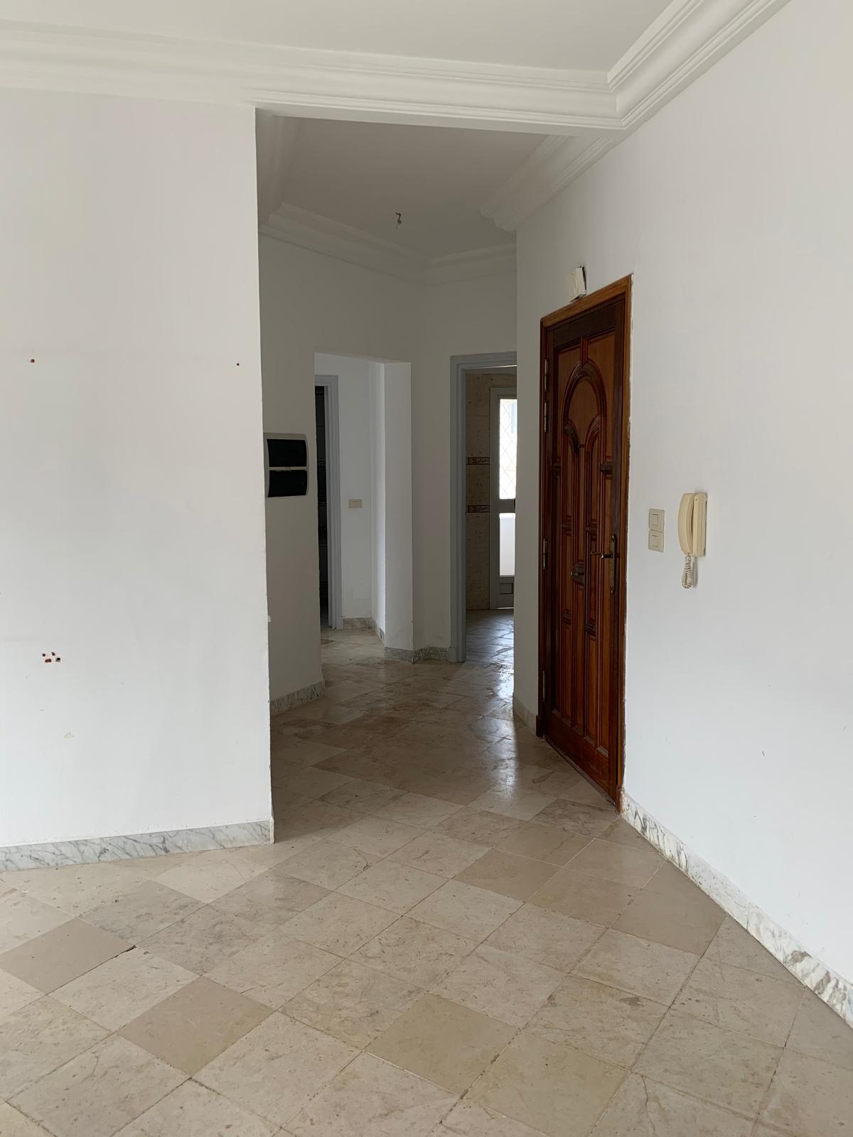 Appartement s2 cellier et place parking