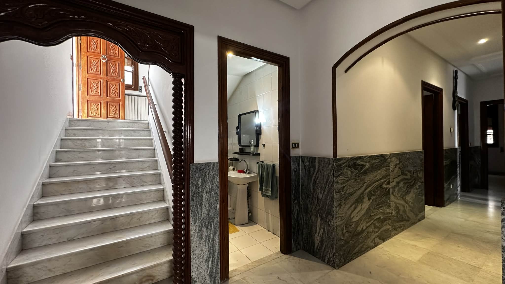 Villa sur deux niveaux 514m mutuelleville