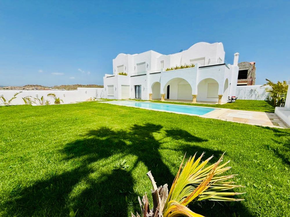 V636 villa emeraude t