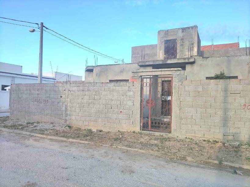 Maison inachevée cité essalama raoued