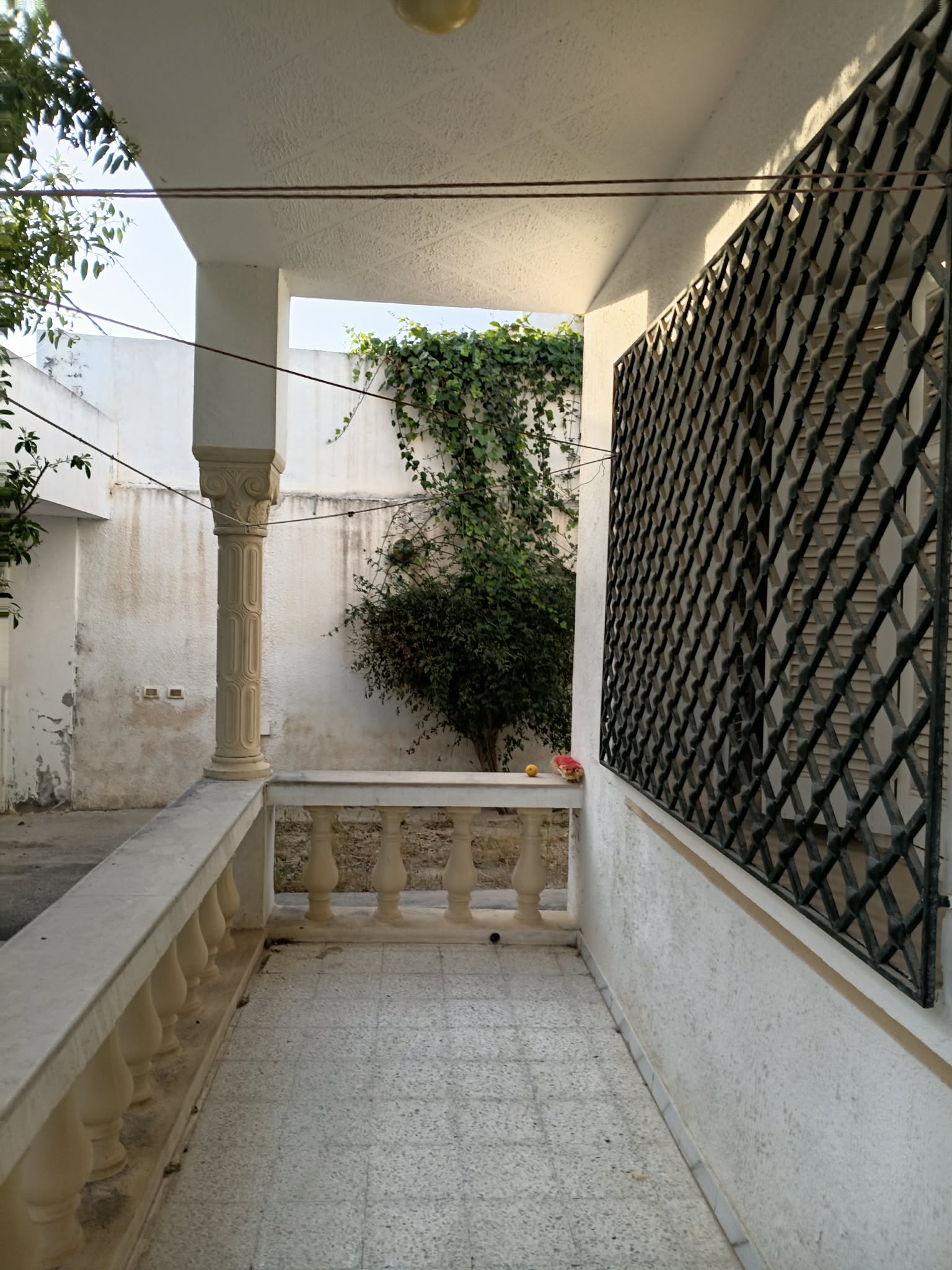 Villa à cité el ghazela ariana