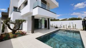 villa avec piscine cit ref720a