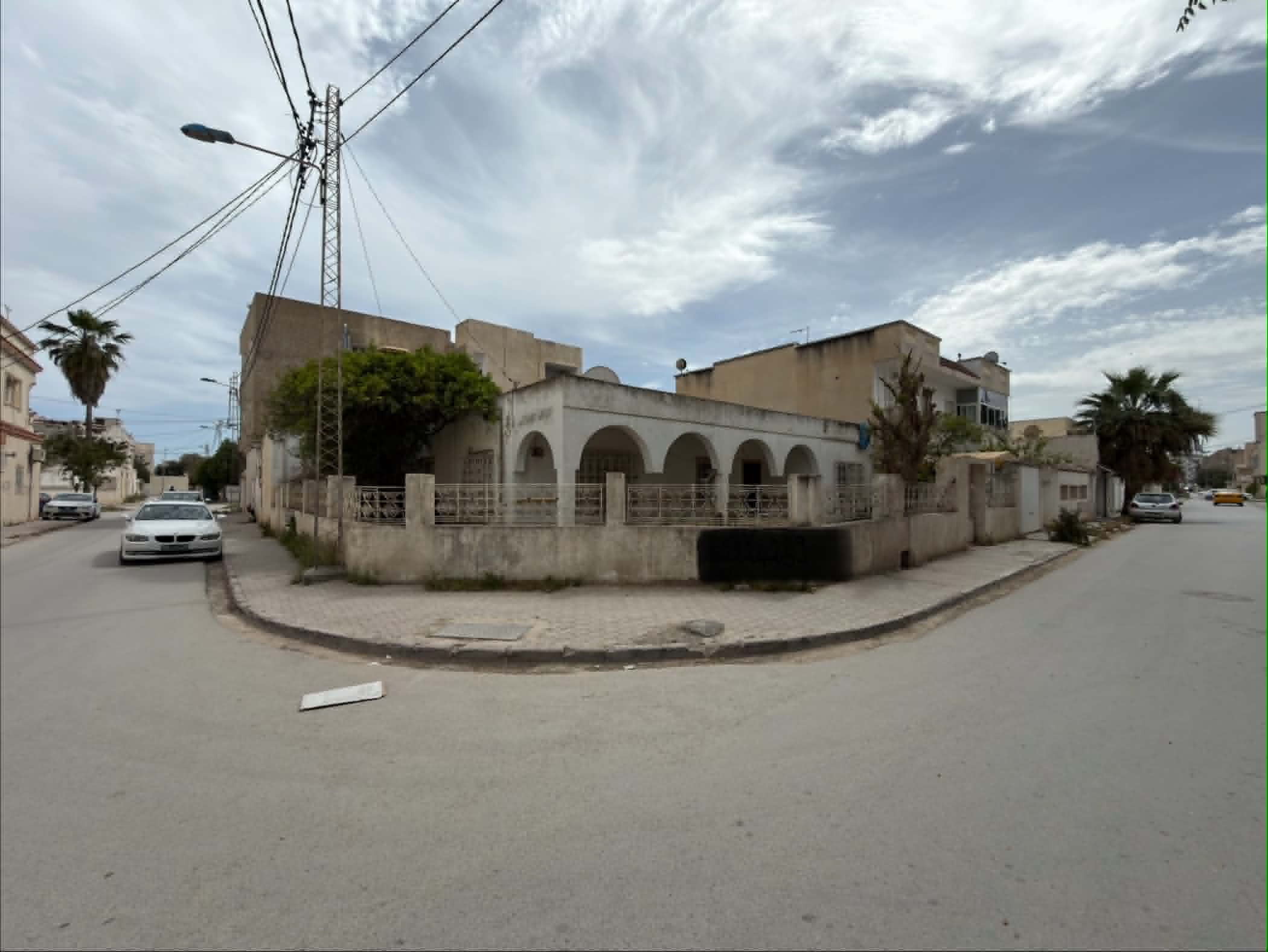 Villa 350m à borj louzir