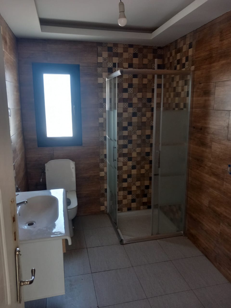 Un immeuble r plus 4 à mourouj 1