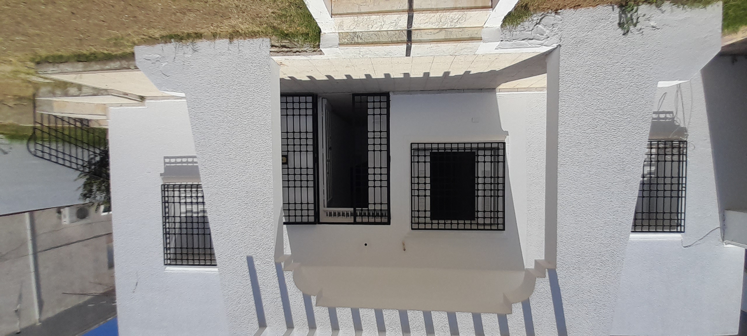 Villa spacieuse a el mourouj 5