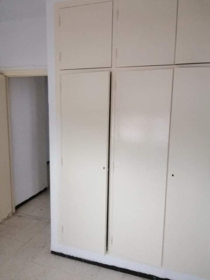Appartement s3 au 3éme étage à ariana centre