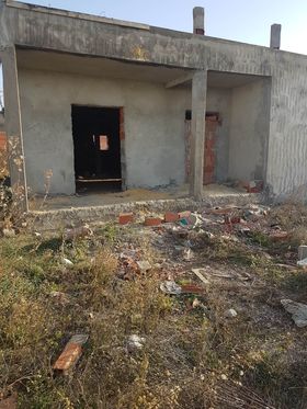 Villa inachevée 500 m2 à raoued