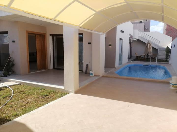 Une villa de luxe a plage el mansoura kelibia