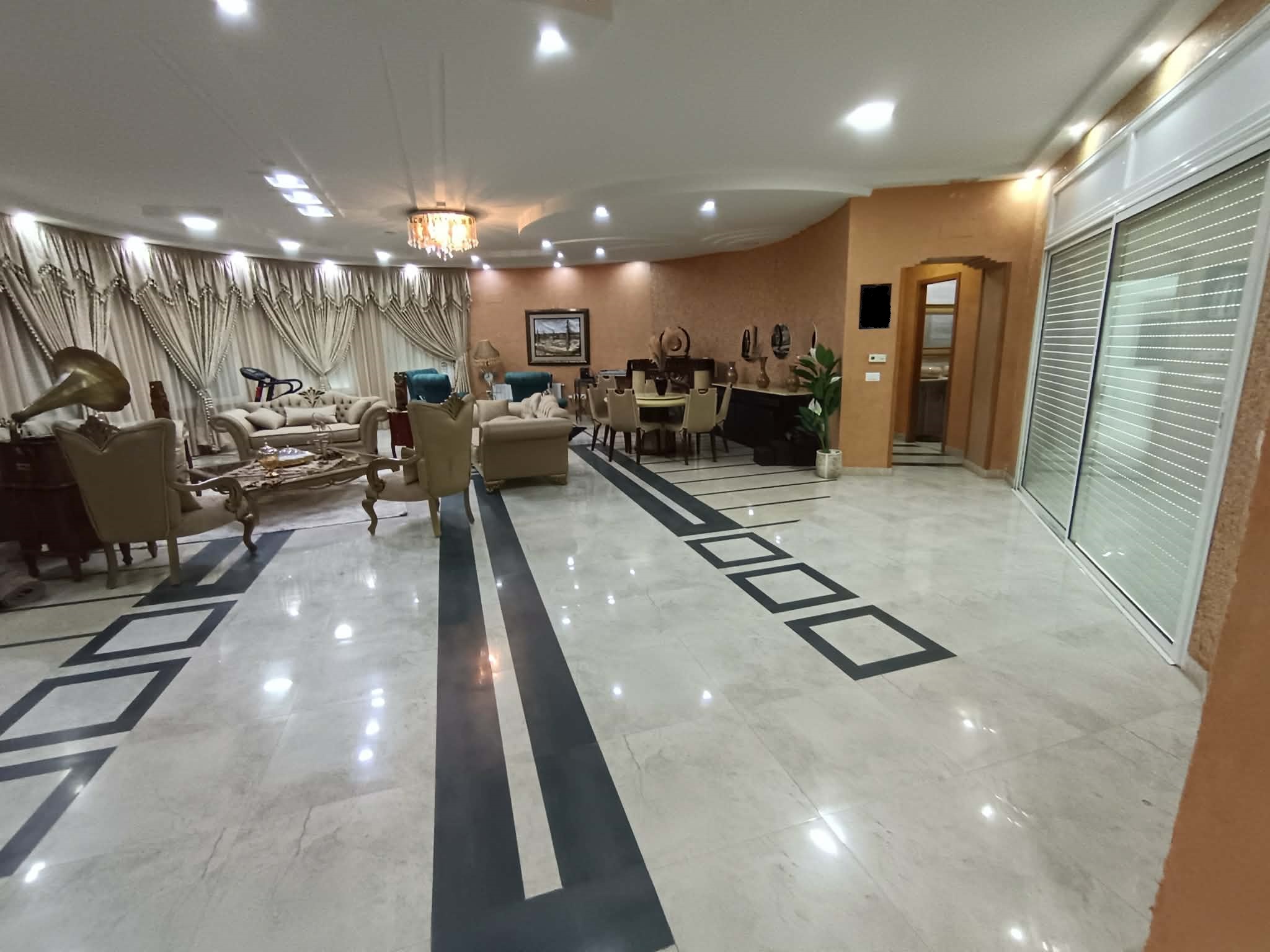Villa haut standing rte gremda