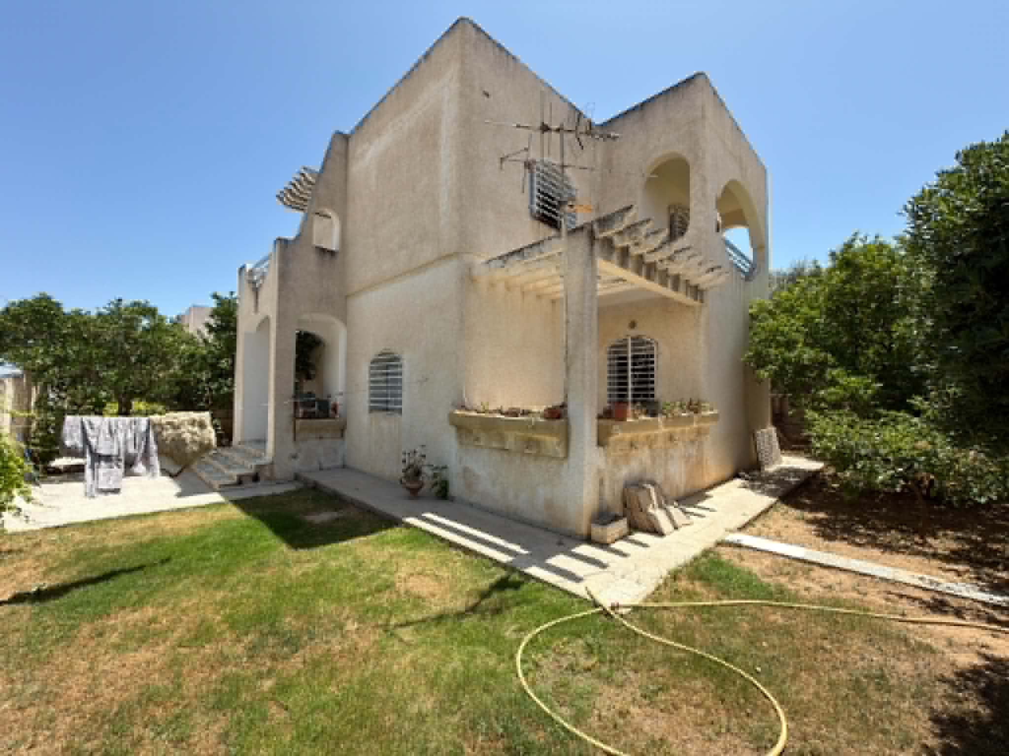 Villa s5 avec jardin à riadh andalous