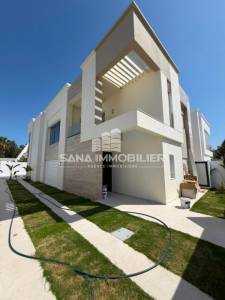 A villa ref538a