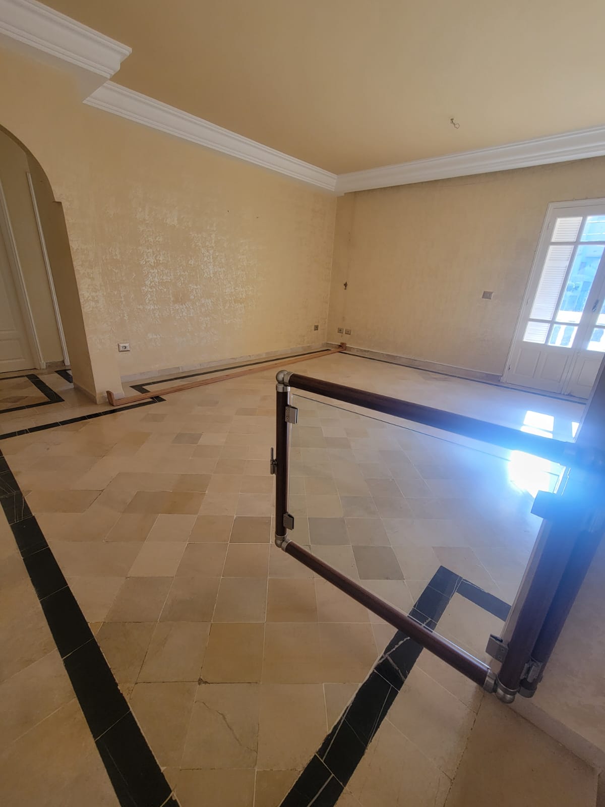 Etage de villa independant
