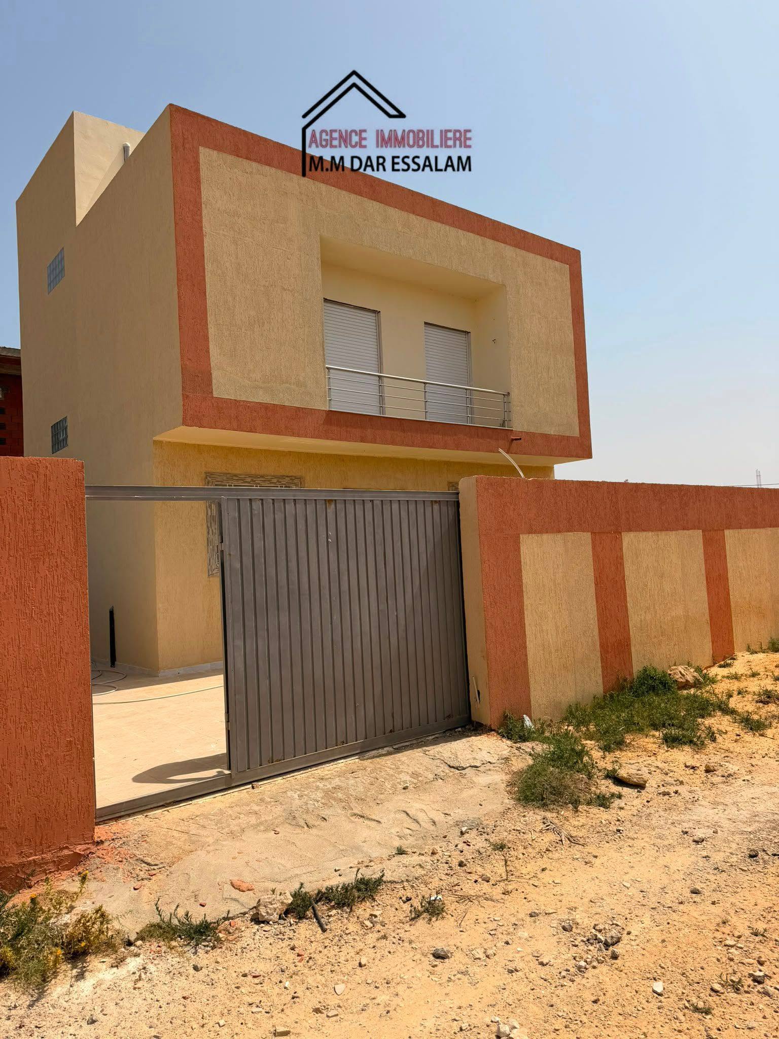 Maison style américain près de la plage