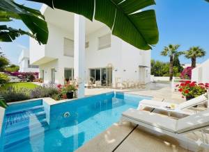 A une villa de luxe gammarth ref629a