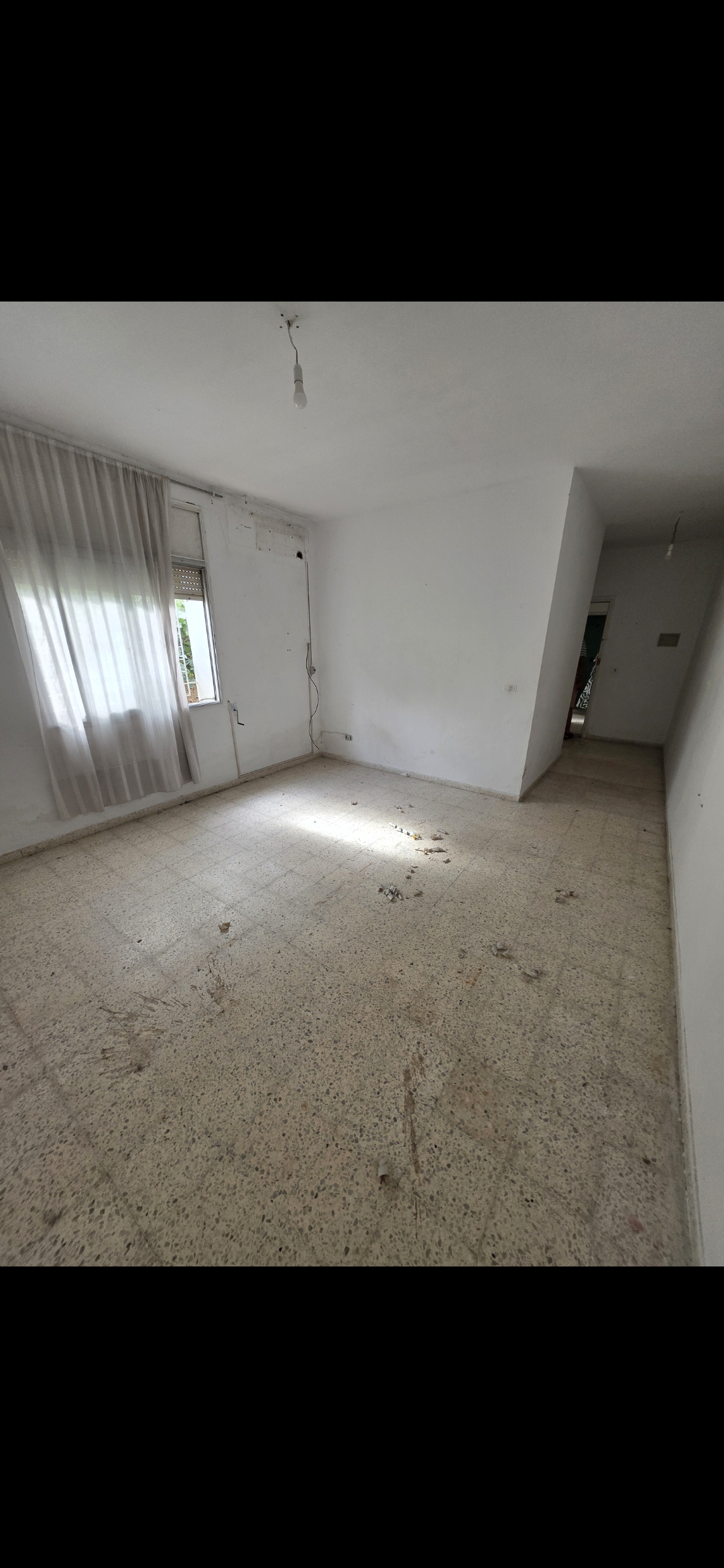 Studio s0 rez de chaussée manar1