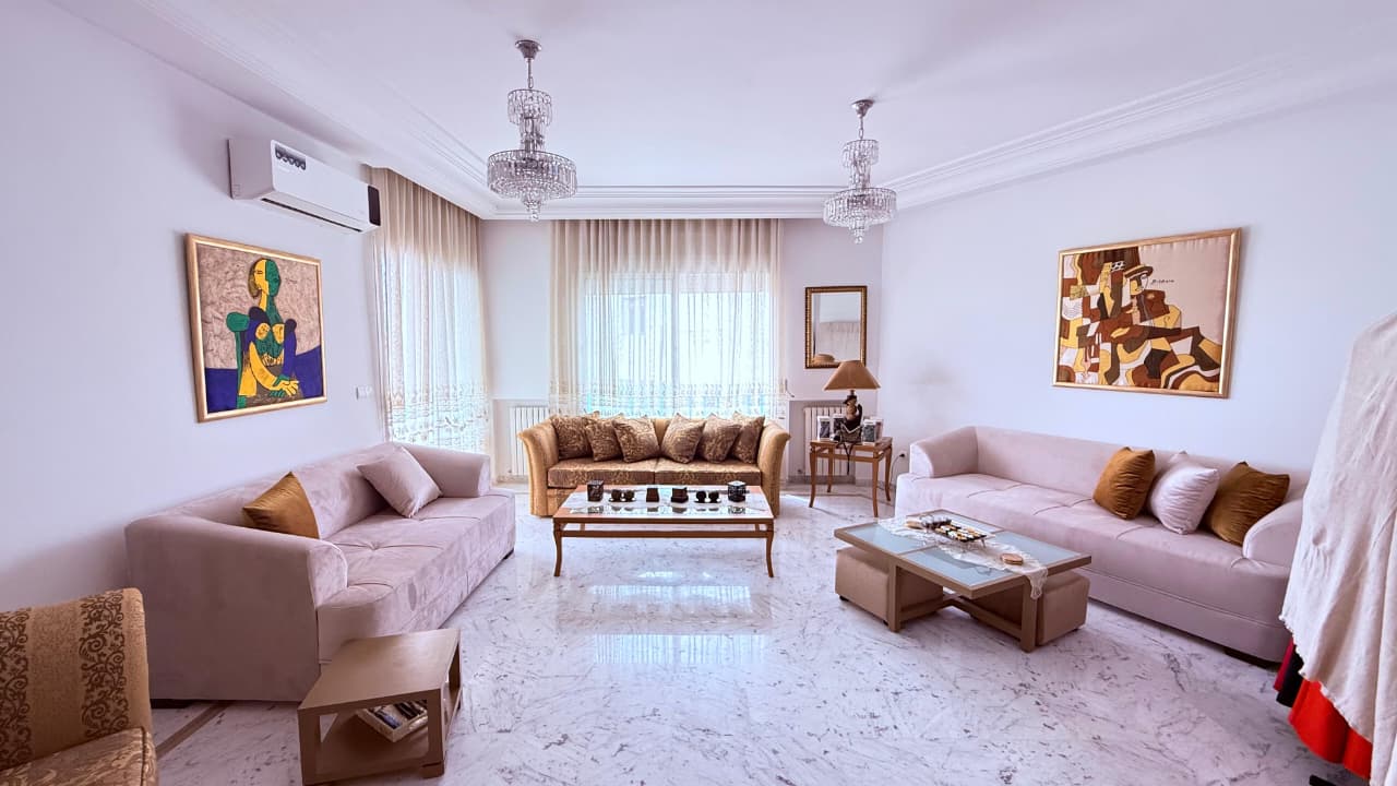Appartement s4 de 230 m a cite ennasr