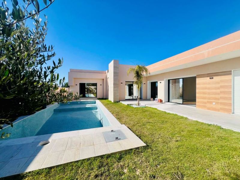 V589 villa armani bs