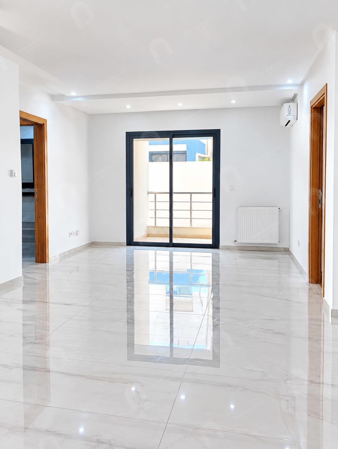 Un appartement s2 hst situé au rdc à manouba