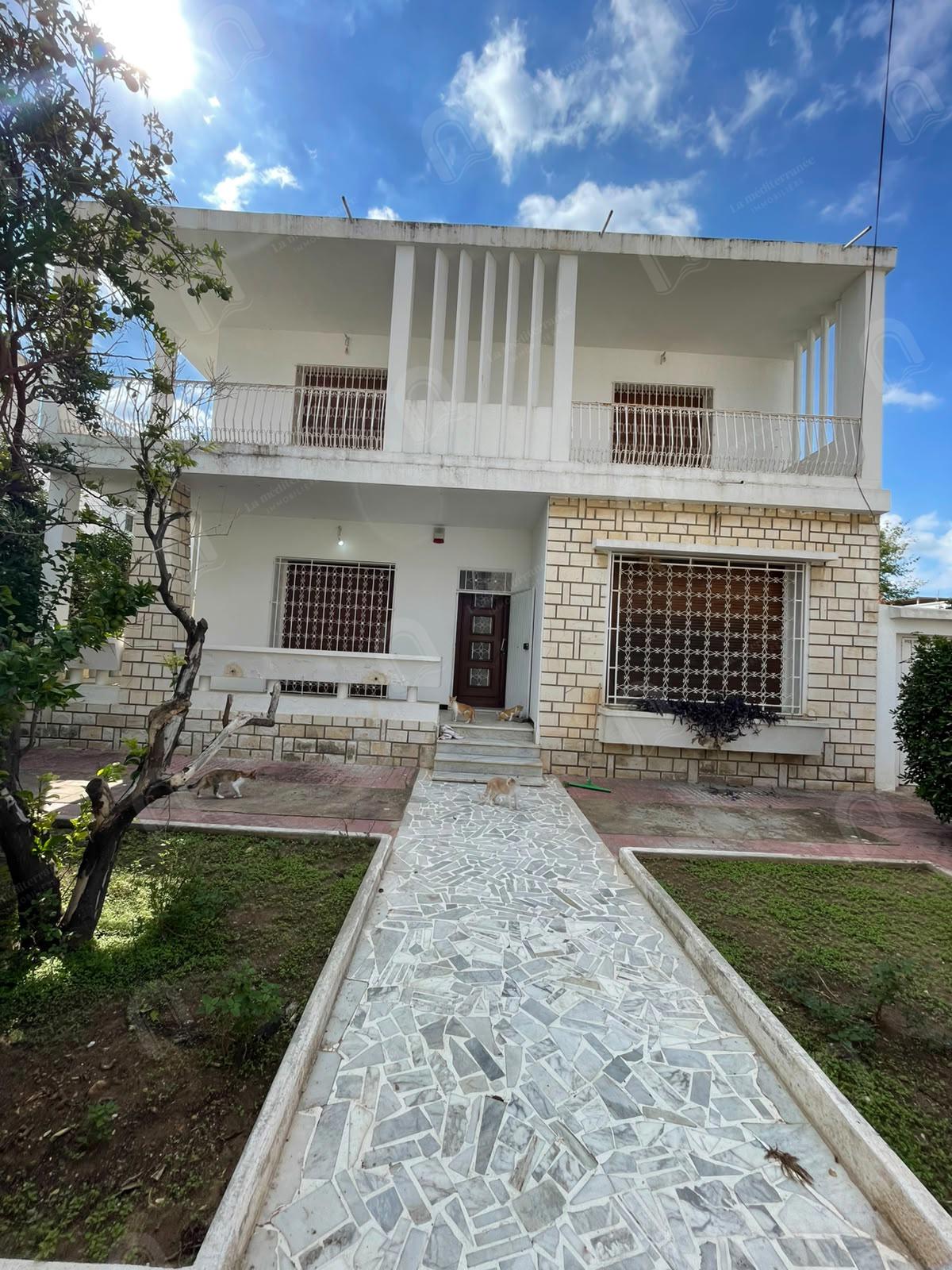Villa s6 au coeur de bardo