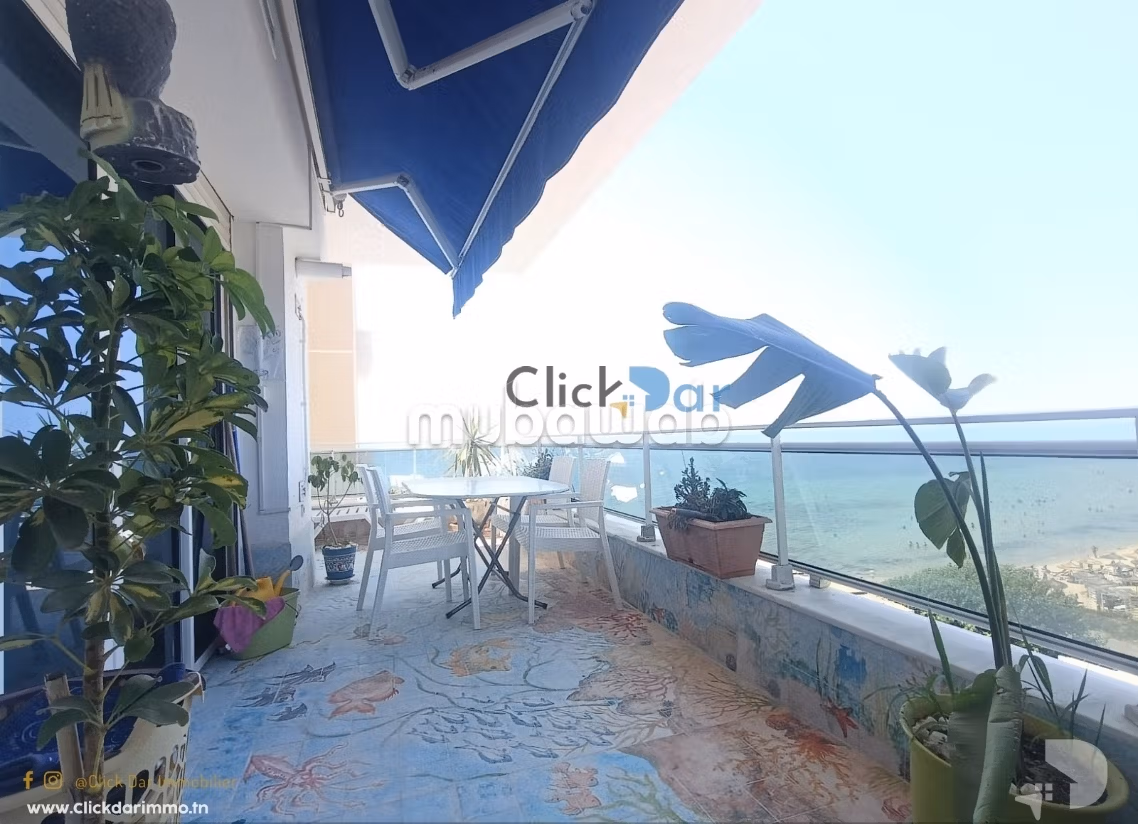 Appartement S1 vue de mer et pied dans l'eau Hammamet