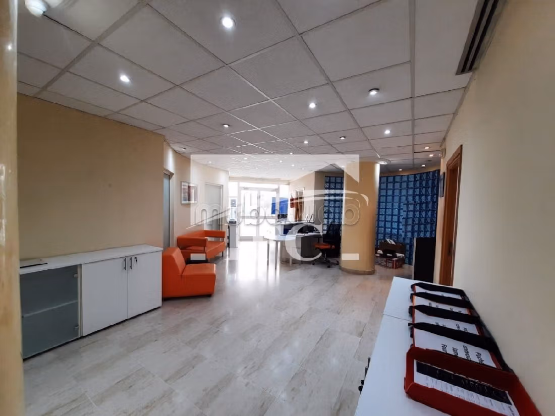 Bureau en 9 espaces 268m² Lac 1 IFCL1207