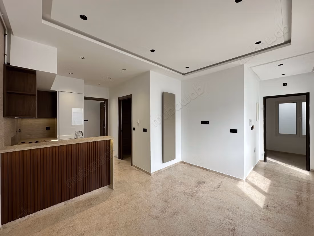 Un S1 neuf de 60m², Chotrana 1