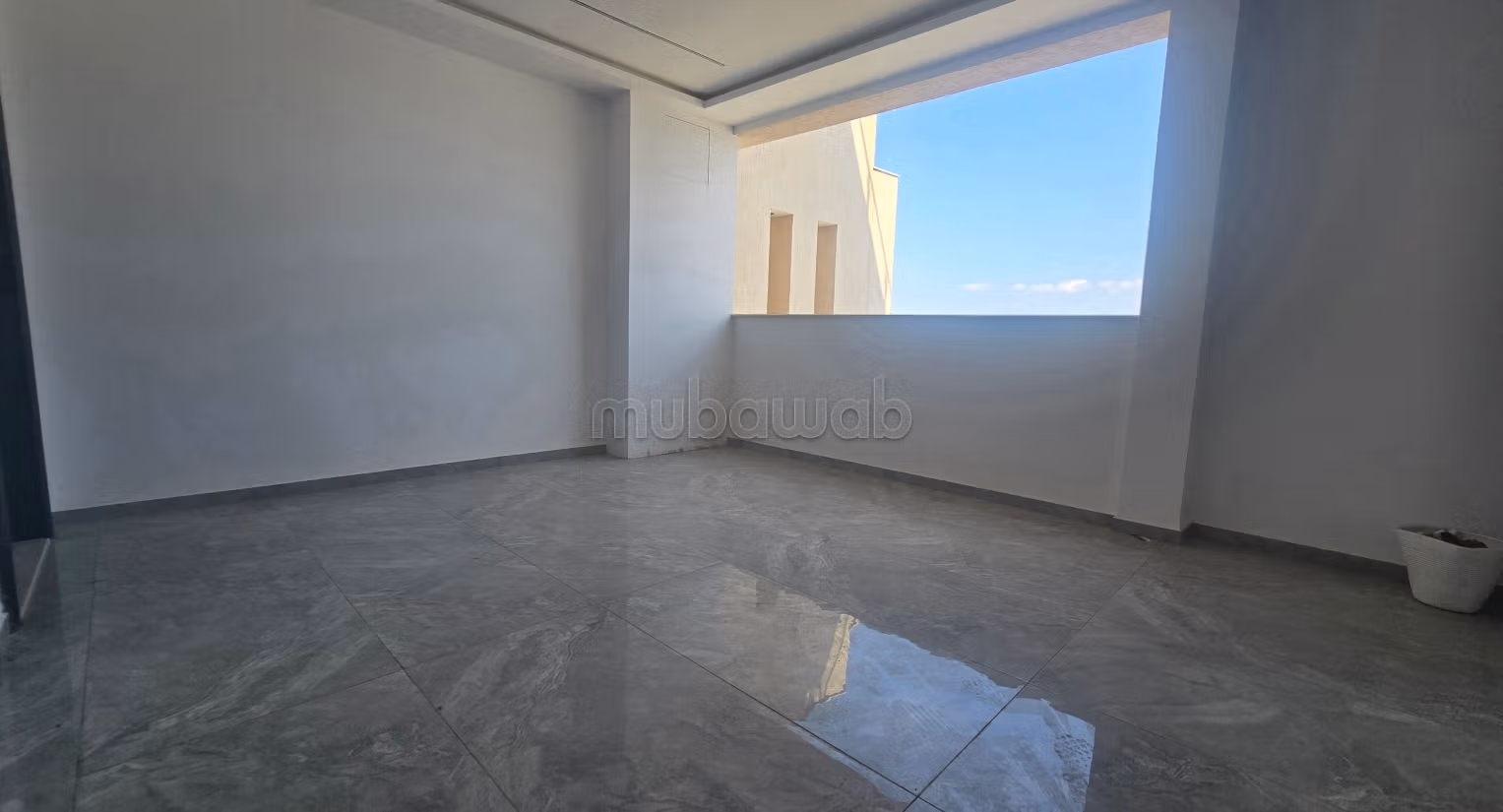 Un appartement S3 vide à Carthage