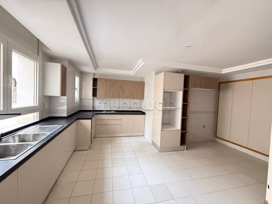 Grand appartement S3 à Marsa plage