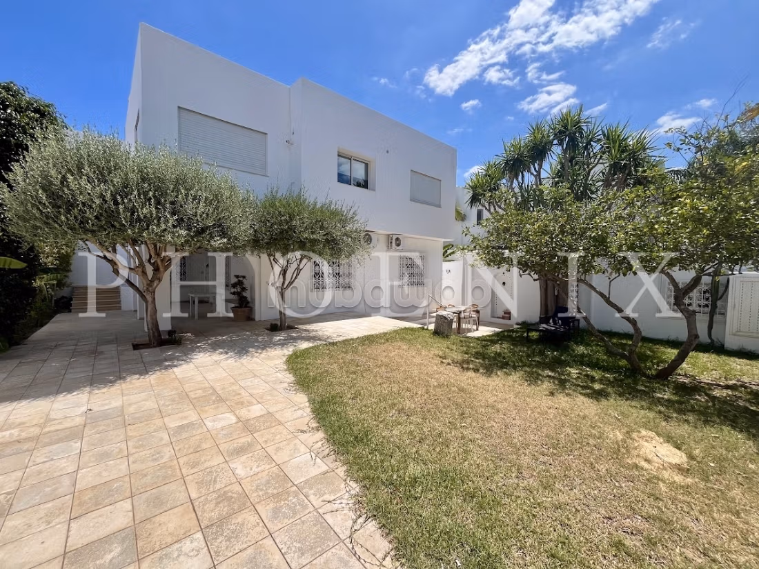 Appartement S3 meublé avec jardin à La Marsa