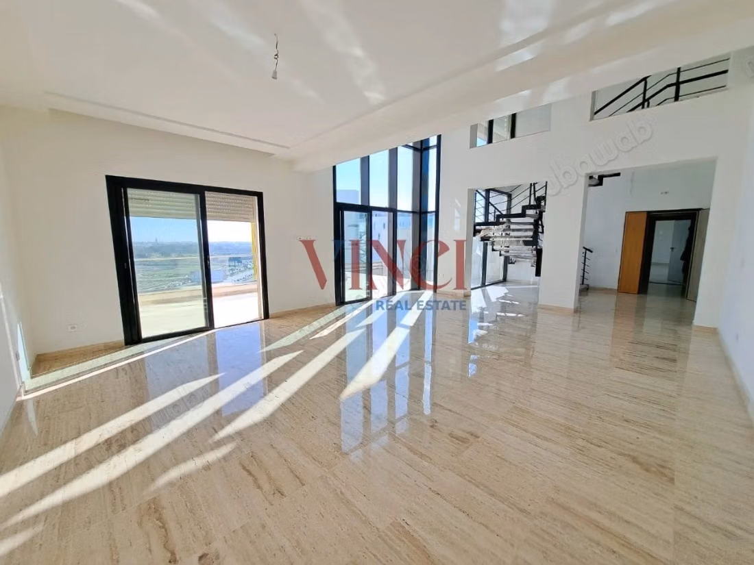 Un Loft en S4 à louer aux berges du Lac 2