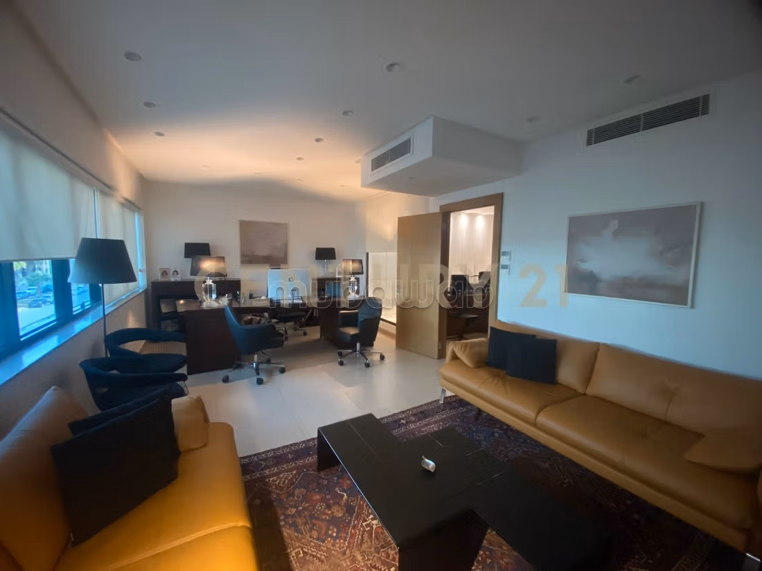 À vendre: Bureau H1 au Centre Urbain Nord
