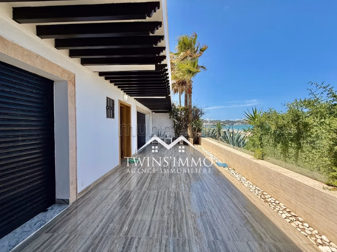 Luxueux appartement S3 meublé front mer