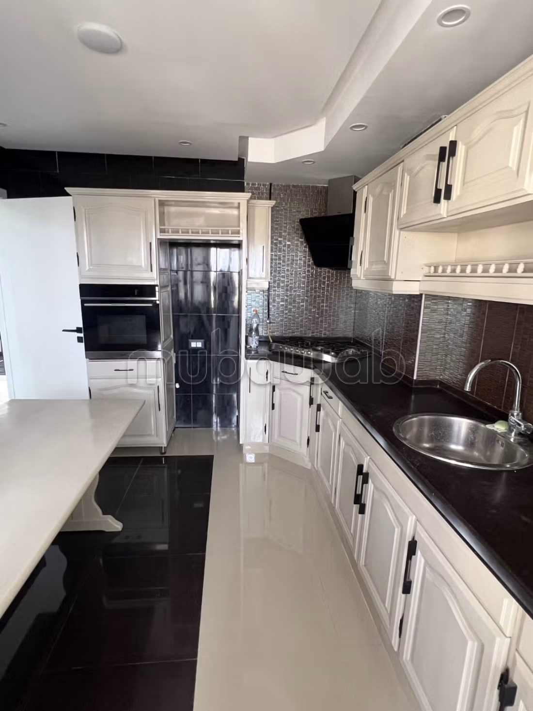 À louer un appartement s3 spacieux à Lac 2