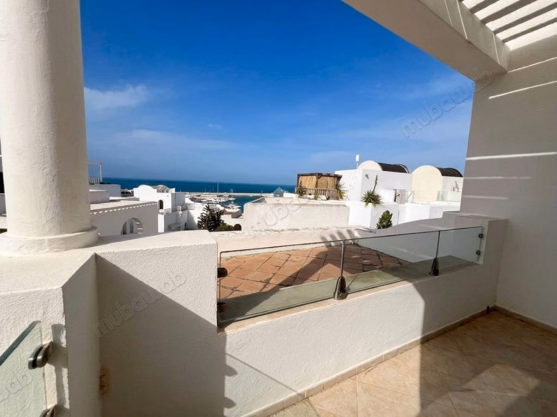 Duplex S2 avec jardin et vue sur la marina