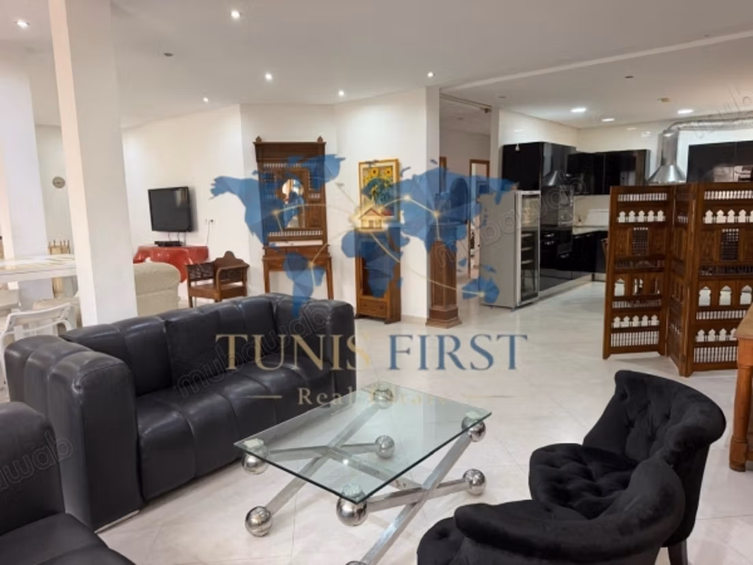 A Louer Étage Villa S3 Meublé à La Marsa