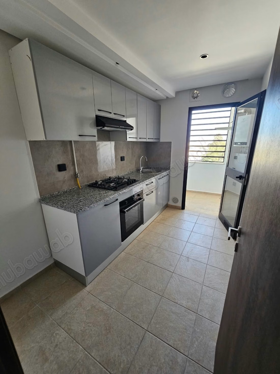 Très bel appartement s1 en location à Chotrana 3