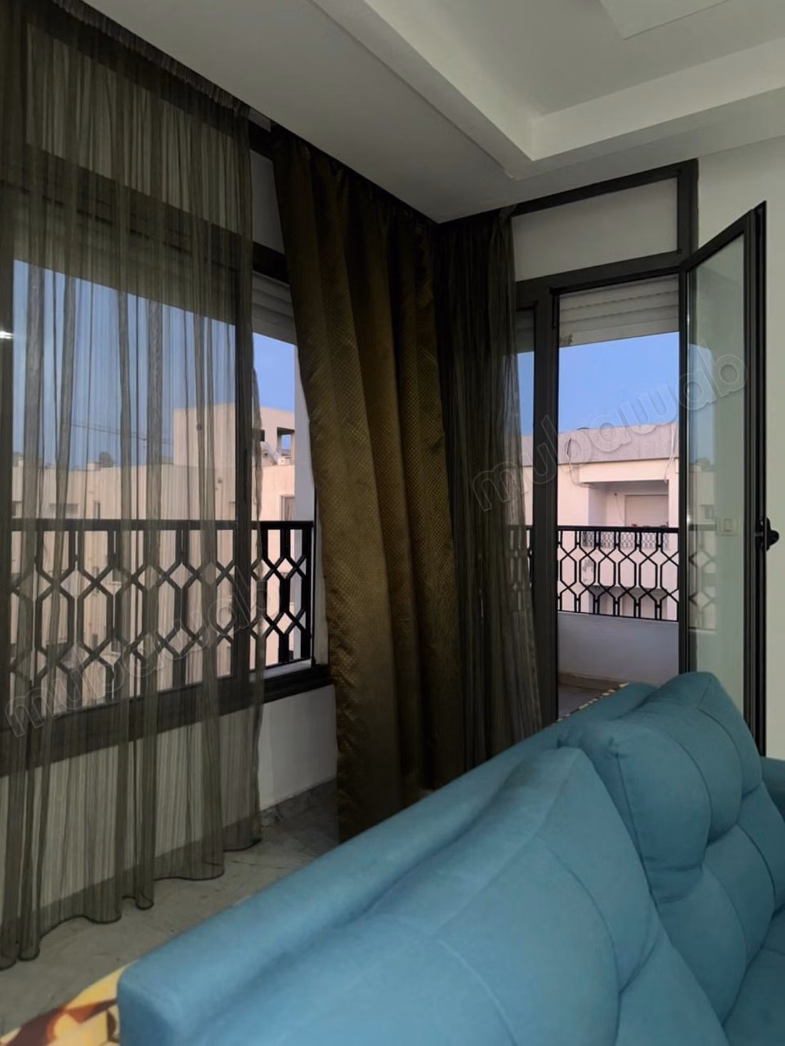 Superbe appartement à louer à Carthage. Surface totale 141 m². Bien meublé