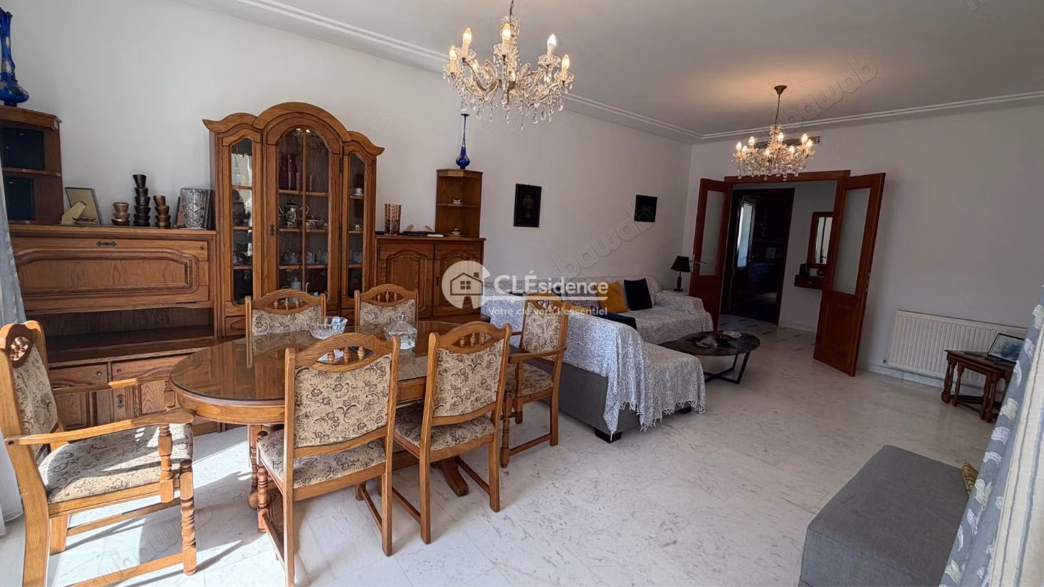 Un superbe S4 a vendre aux Jardins de carthage