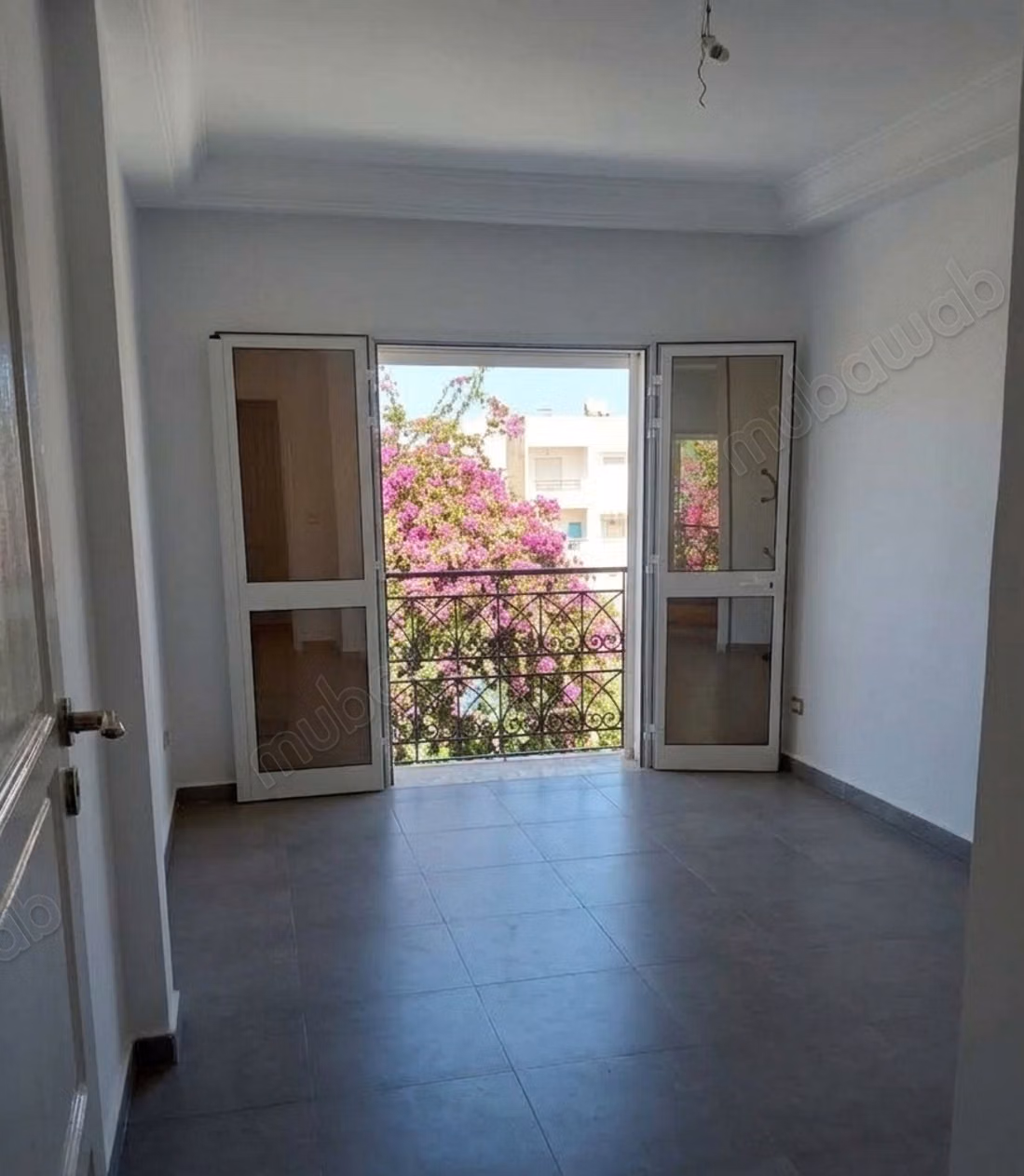 Appartement en location à La Marsa Ville. 2 belles chambres. Belle terrasse
