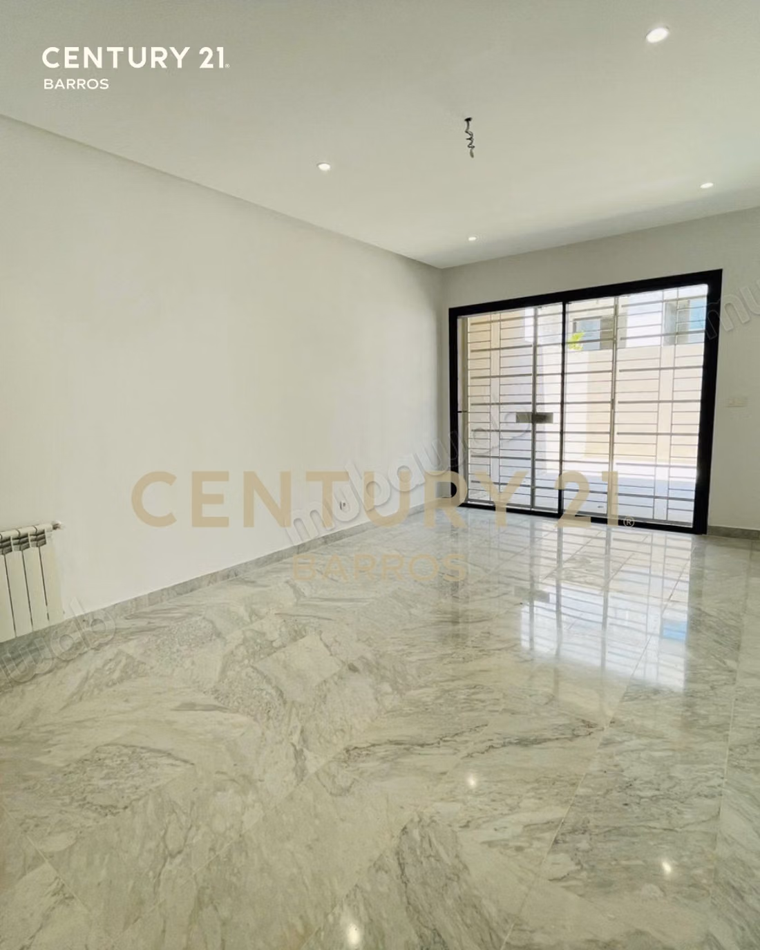 À vendre un S2 avec jardin