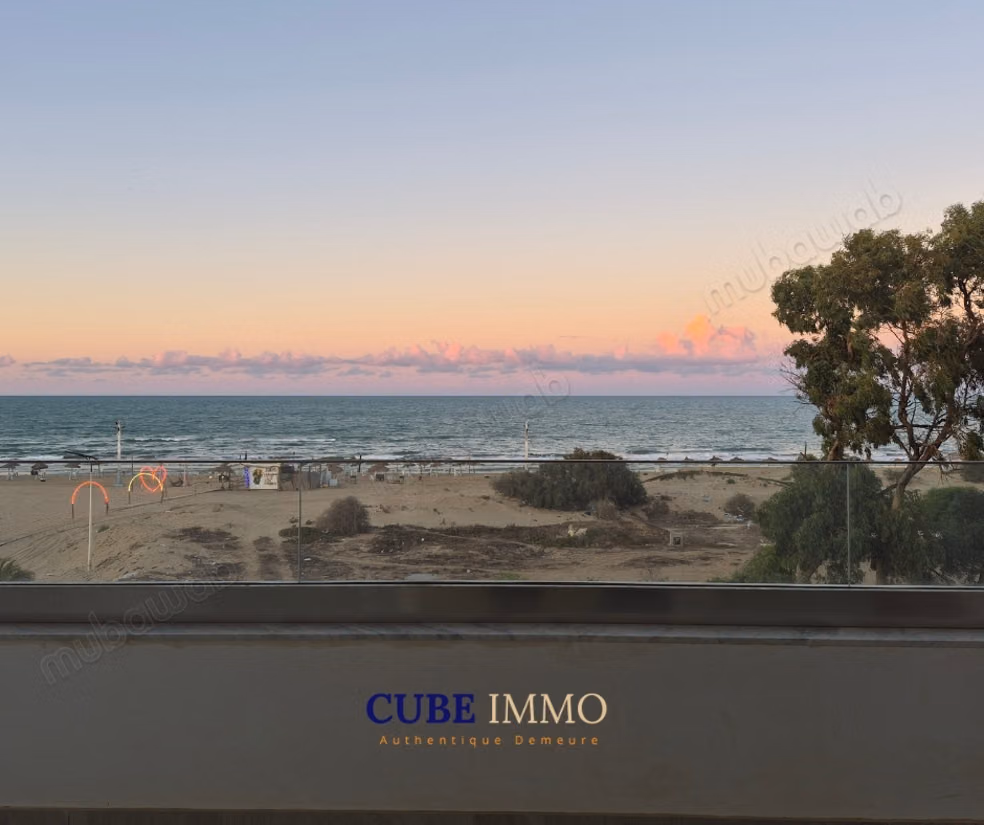 S2 avec vue sur mer à proximité de la plage