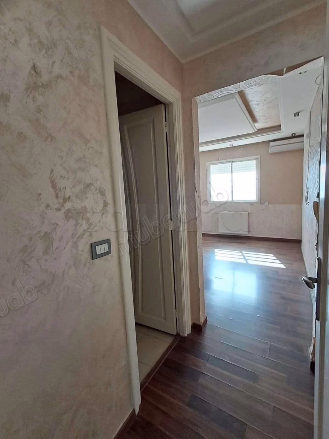Bel appartement s3 à jardin d'el aouina